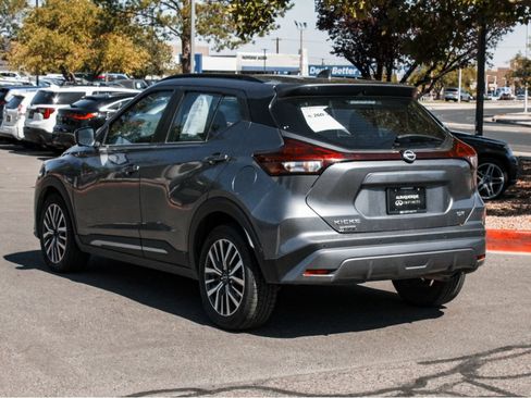 Used 2024 Nissan Kicks SR FWD image 7