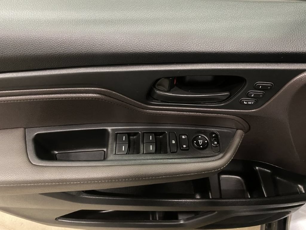 Used 2022 Honda Odyssey EX-L image 29