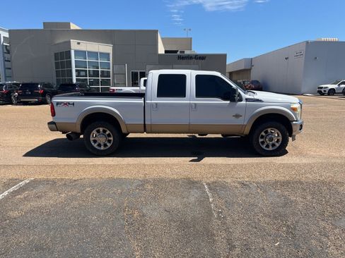 Used 2011 Ford F250 Lariat w/ Lariat Ultimate Pkg image 5