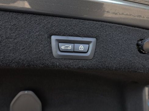 Used 2016 BMW 750i xDrive AWD/4WD image 36