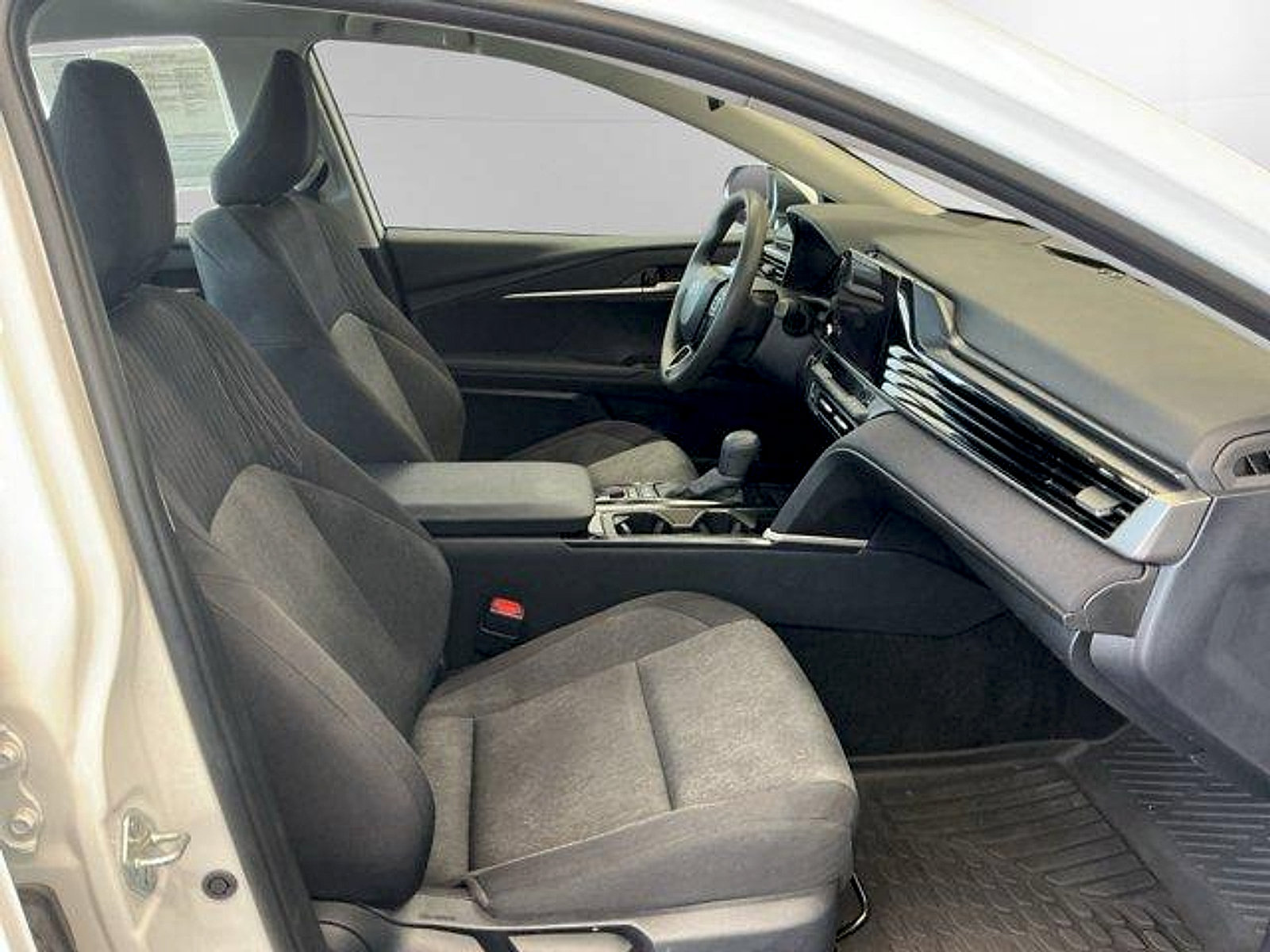 Certified 2025 Toyota Camry LE AWD/4WD image 15