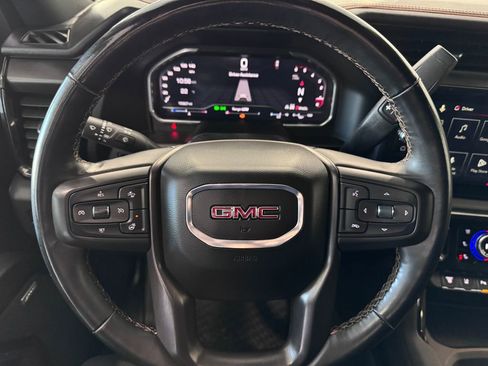 Certified 2025 GMC Sierra 2500 AT4 image 15