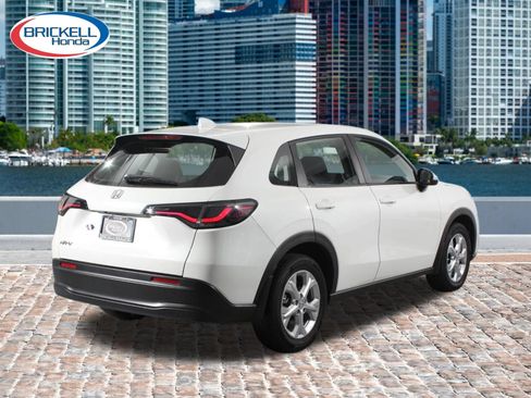 Used 2024 Honda HR-V LX image 5