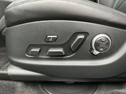 Certified 2026 Genesis GV80 3.5T Prestige image 12