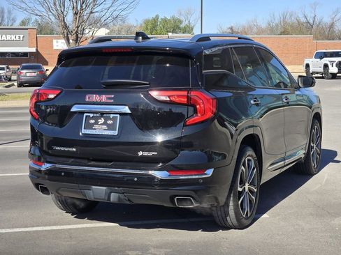 Used 2019 GMC Terrain Denali w/ Advanced Safety Package image 4