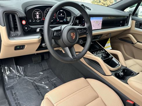 New 2026 Porsche Cayenne E-Hybrid image 4