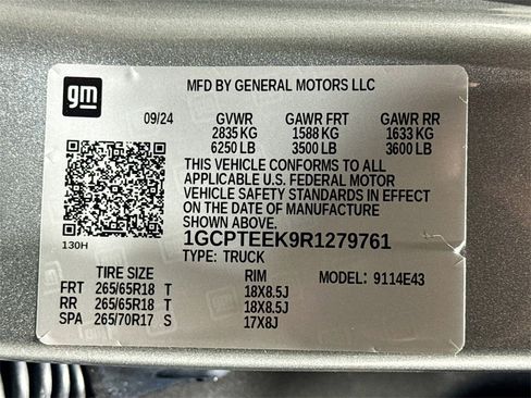 Used 2024 Chevrolet Colorado Trail Boss w/ Technology Package image 27