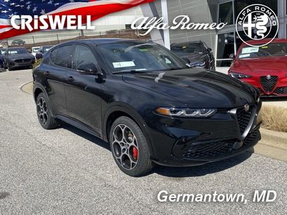 New 2025 Alfa Romeo Tonale w/ Premium Package