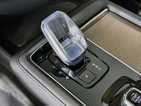 New 2026 Volvo XC90 B6 Plus w/ Protection Package AWD/4WD image 17