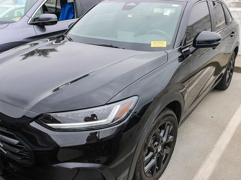 Certified 2024 Honda HR-V Sport image 6