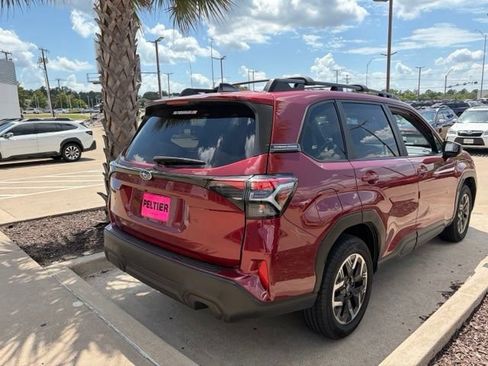 Used 2025 Subaru Forester Premium AWD/4WD image 18