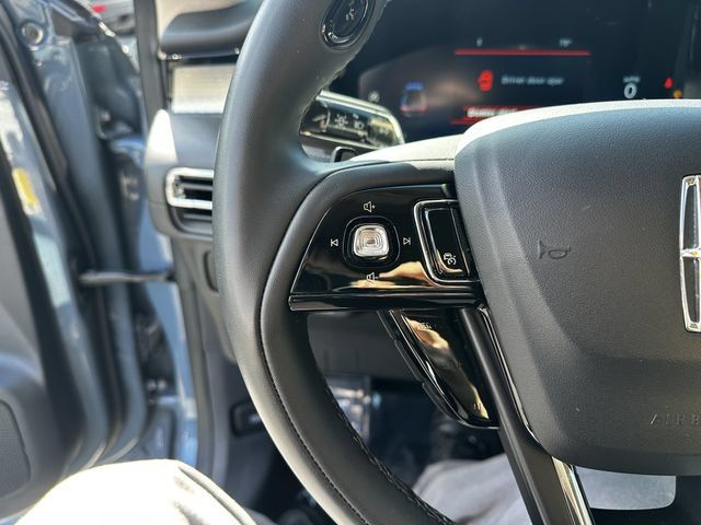 Certified 2023 Lincoln Corsair AWD w/ Equipment Group 101A image 28