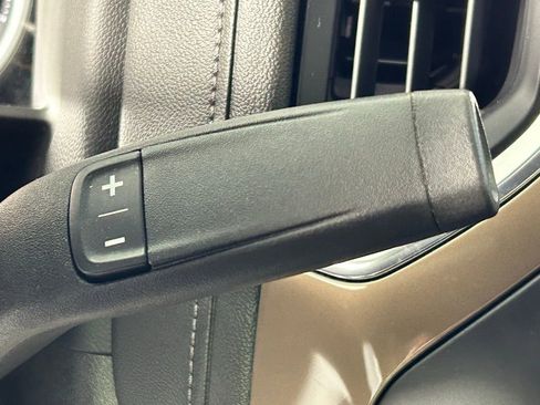 Used 2023 Chevrolet Silverado 3500 High Country image 27