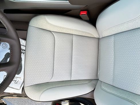 Used 2025 RAM 1500 Laramie AWD/4WD image 20
