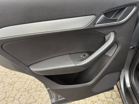 Used 2015 Audi Q3 2.0T Premium Plus w/ Driver Assistance Package image 21