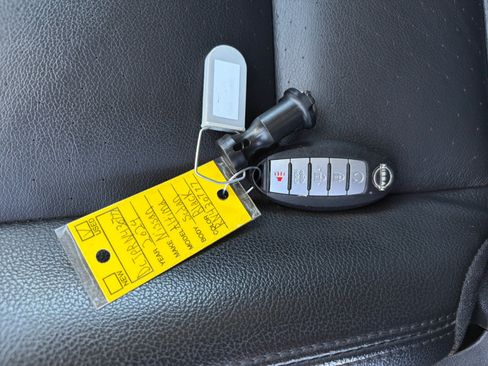 Used 2024 Nissan Altima 2.5 SR w/ SR Premium Package FWD image 30