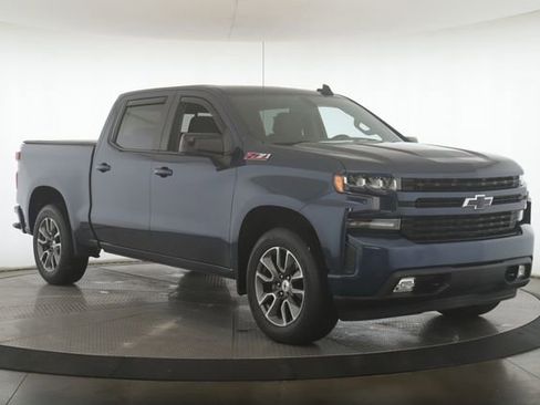 Used 2020 Chevrolet Silverado 1500 RST w/ All-Star Edition image 2