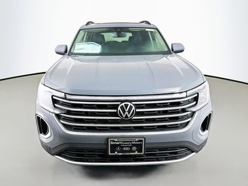 New 2026 Volkswagen Atlas SE image 2
