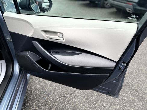 Used 2024 Toyota Corolla LE FWD image 17