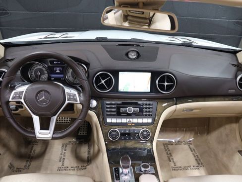 Used 2015 Mercedes-Benz SL 400 image 43