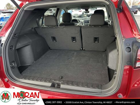 Used 2023 Chevrolet Equinox LT image 13