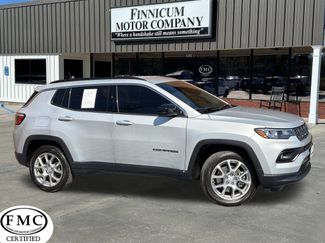 Used 2024 Jeep Compass Latitude video 1