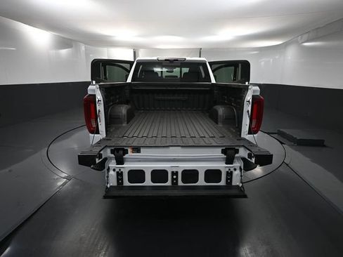 Used 2023 GMC Sierra 1500 Denali w/ Technology Package AWD/4WD image 50