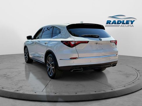 Certified 2023 Acura MDX w/ Technology Package FWD image 4
