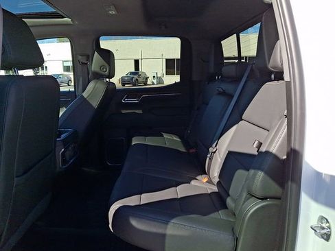 Used 2024 GMC Sierra 1500 SLT w/ SLT Premium Plus Package image 12