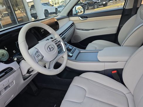 Used 2023 Hyundai Palisade Limited image 17