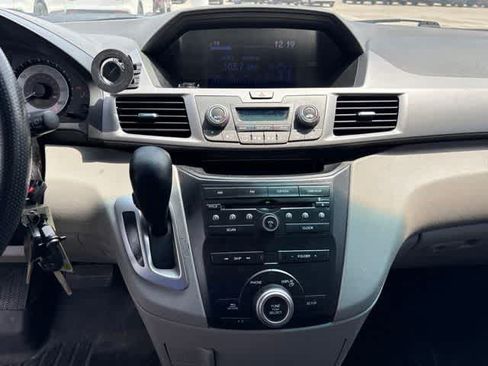 Used 2012 Honda Odyssey EX image 19
