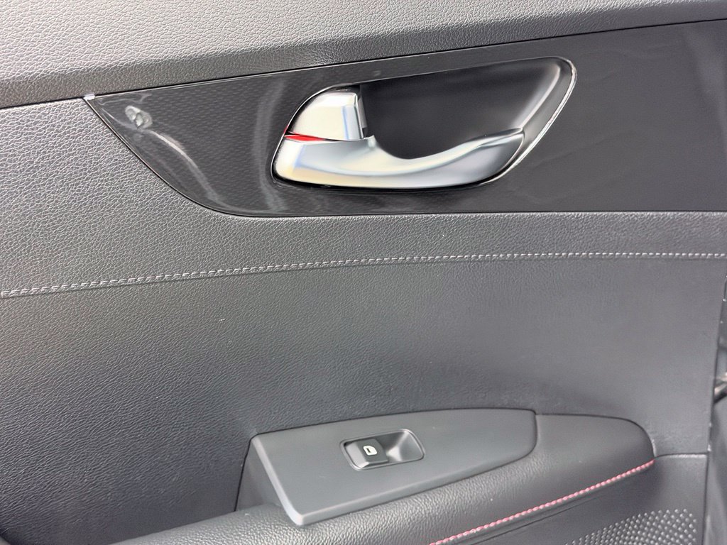 Used 2020 Kia Forte GT FWD image 18