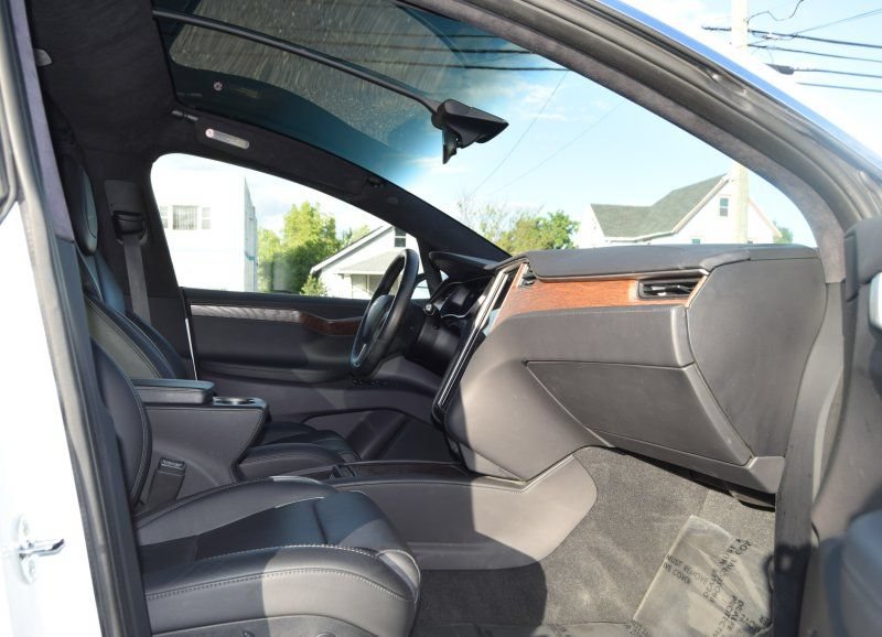 Used 2019 Tesla Model X 100D AWD/4WD image 18