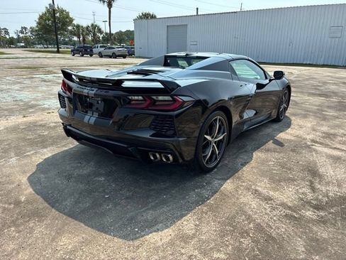 Used 2023 Chevrolet Corvette Stingray Premium Conv w/ Z51 Performance Package RWD image 4