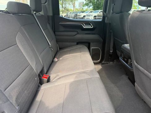 Used 2025 Chevrolet Silverado 1500 LT AWD/4WD image 9