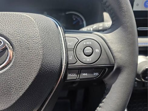 Used 2023 Toyota RAV4 XSE AWD/4WD image 27