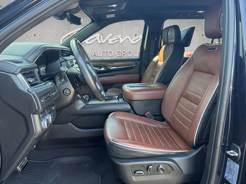 Used 2023 GMC Yukon XL Denali Ultimate image 19