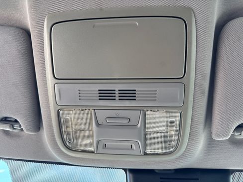 Used 2019 Honda Accord LX image 9