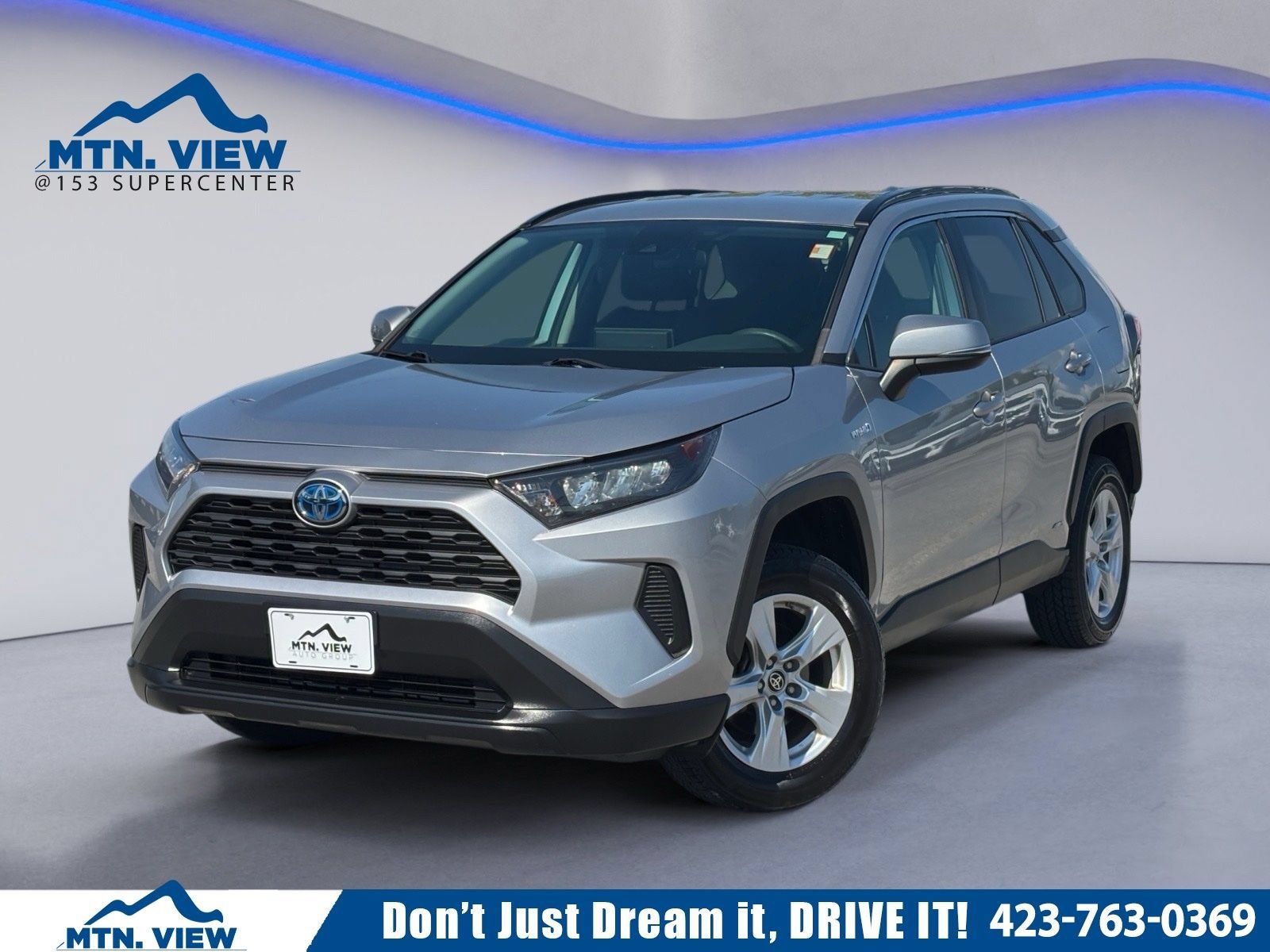 Used 2021 Toyota RAV4 LE AWD/4WD image 1
