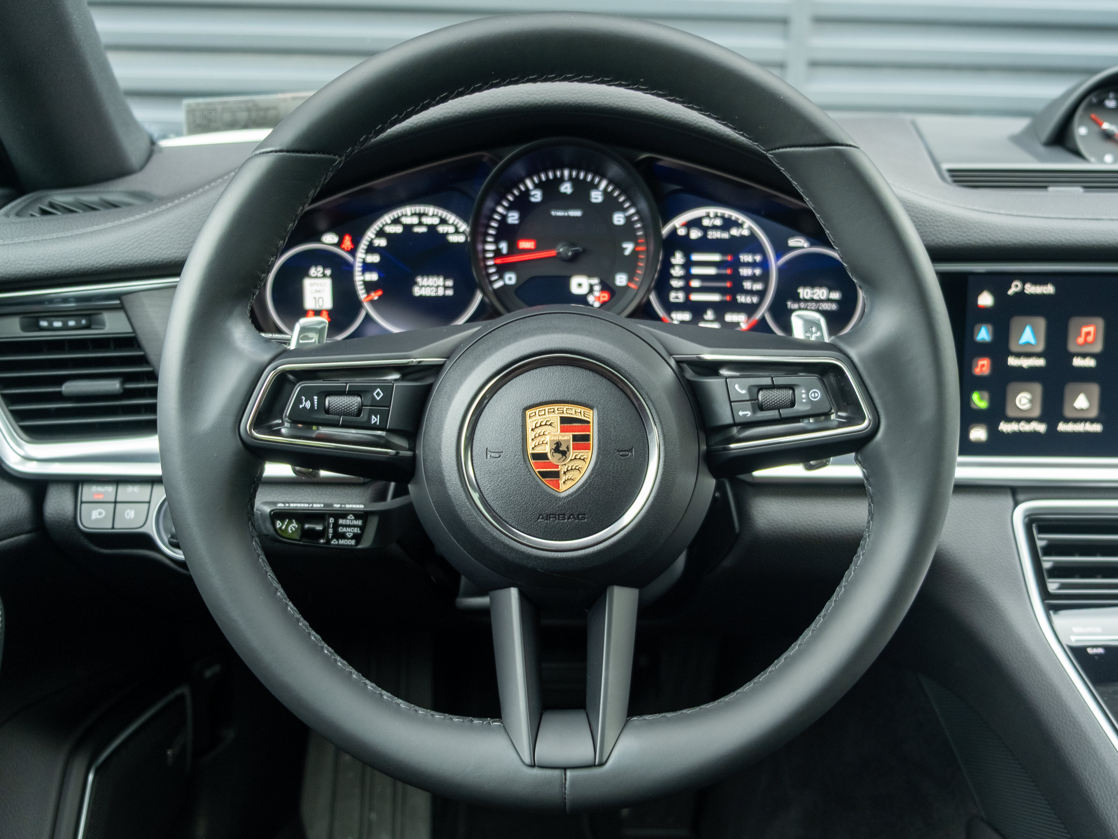 Certified 2023 Porsche Panamera 4 Platinum Edition AWD/4WD image 25