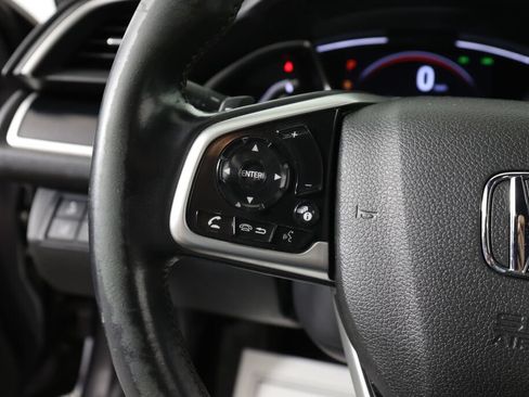 Used 2019 Honda Civic Sport image 32