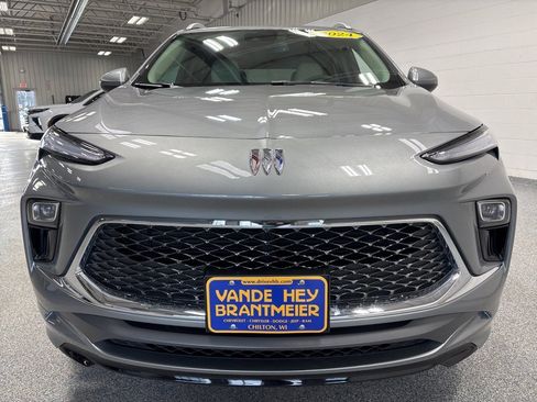 Used 2024 Buick Encore GX Avenir w/ Avenir Convenience Package image 2