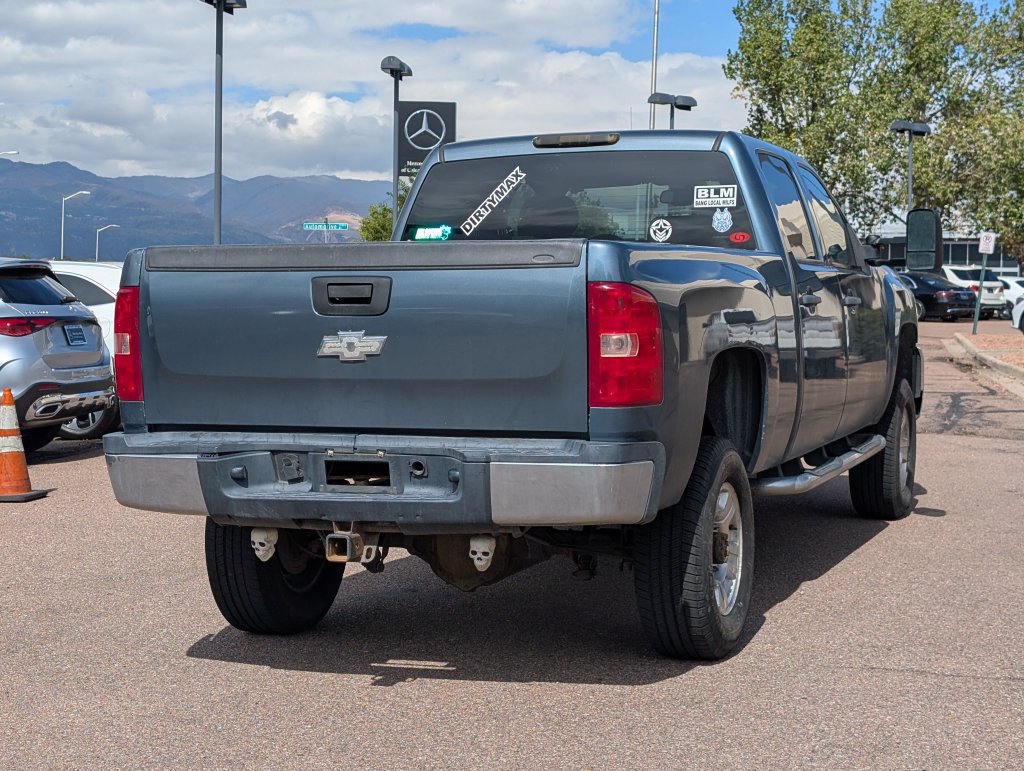Used 2007 Chevrolet Silverado 2500 LT w/ 2LT Audio Package AWD/4WD image 7