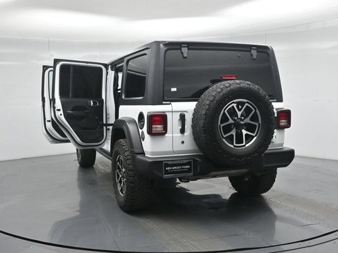 Used 2021 Jeep Wrangler Unlimited Sport AWD/4WD image 34
