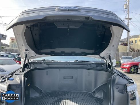 Used 2022 Ford F150 Lightning Lariat image 14