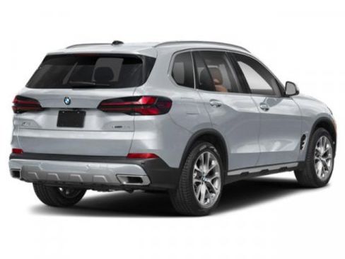 New 2026 BMW X5 xDrive40i w/ M Sport Package image 2
