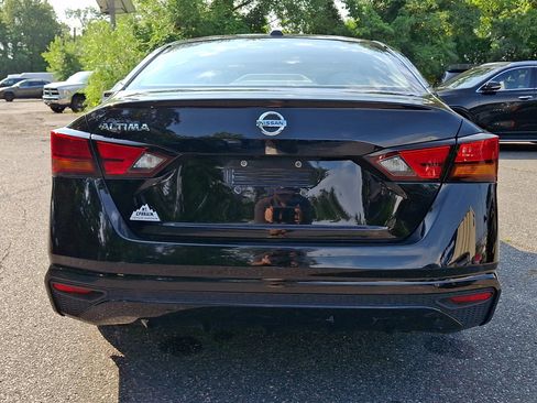 Used 2019 Nissan Altima 2.5 S FWD image 4