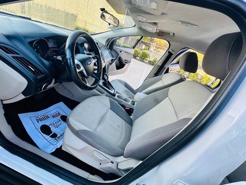 Used 2014 Ford Focus SE image 14