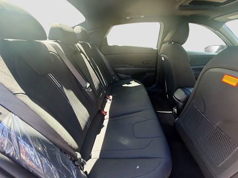 New 2026 Hyundai Elantra SEL Sport Premium FWD image 28