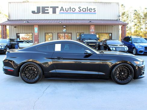 Used 2017 Ford Mustang GT w/ Black Accent Package image 8
